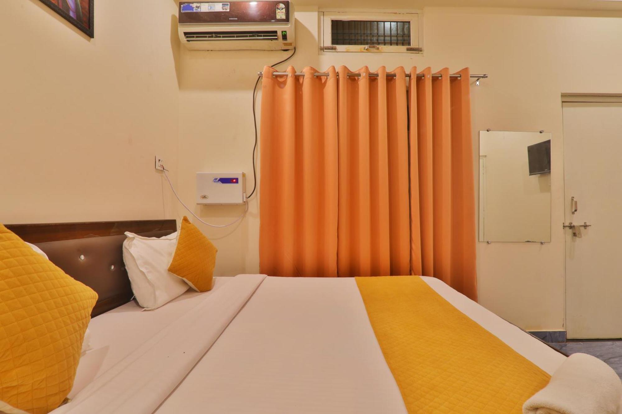 Hotel Ramayan Inn Free Pickup From Ayodhya Dham Junction Екстериор снимка