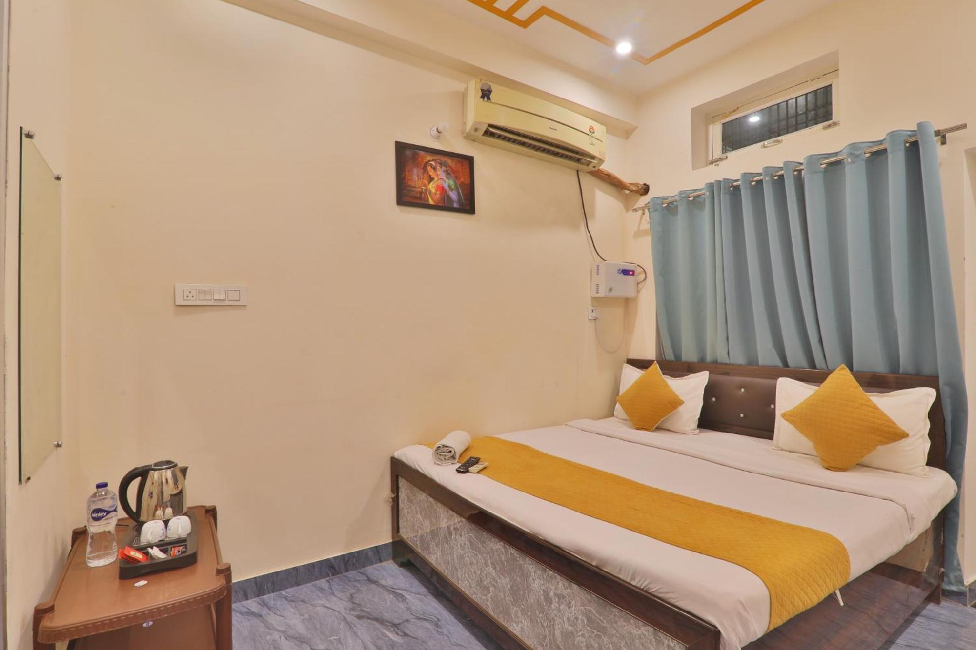 Hotel Ramayan Inn Free Pickup From Ayodhya Dham Junction Екстериор снимка